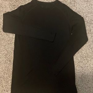 (3) FIGS Longsleeve Underscrub - Men’s Small